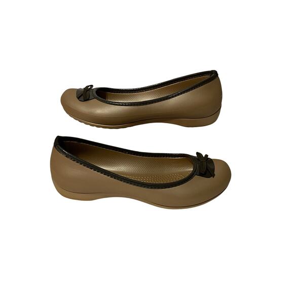CROCS Lily Ballet Flats Flats Round Toe Bow Brown Tan Size 8 Comfort Shoe Shoes - Picture 1 of 6